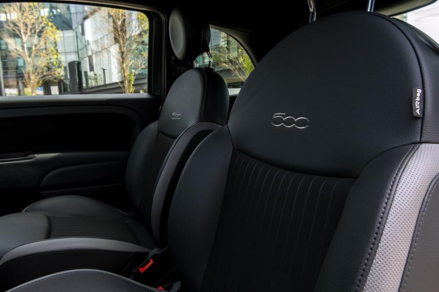 Интерьер Fiat 500 Rockstar (312) 2019 года  (фото 19 из 26)